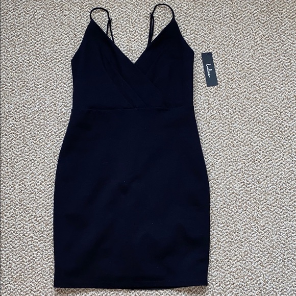 Lulu’s black mini bodycon dress - Picture 1 of 4